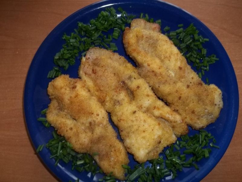 Drobiowe "faworki" z boczkiem Drobiowe "faworki" z boczkiem