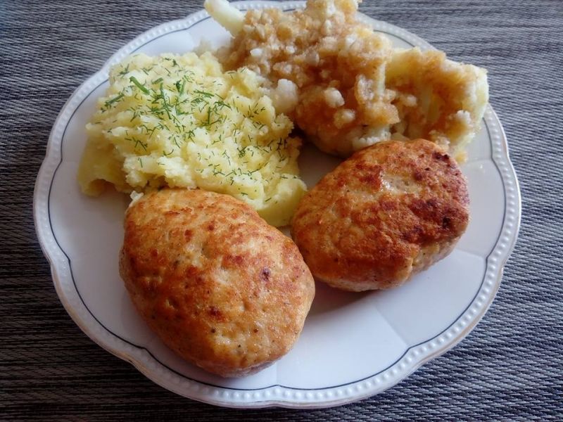 Drobiowe kotlety ala gyros Drobiowe kotlety ala gyros