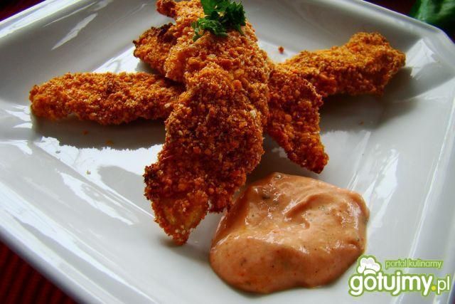 Drobiowe paluchy z sosem paprykowym 