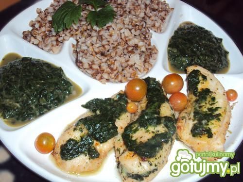 Drobiowe polędwiczki ze szpinakiem.
