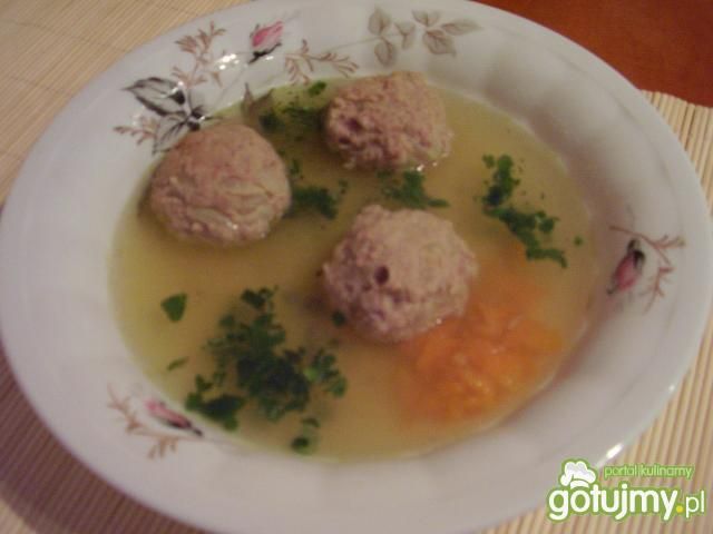 Drobiowe pulpeciki w rosole