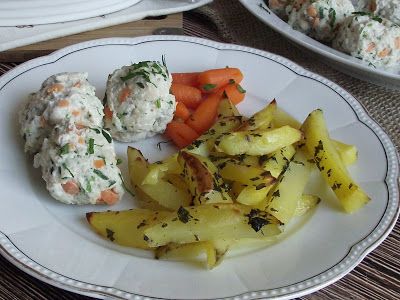 Drobiowe pulpeciki z marchewka i natką - na parze