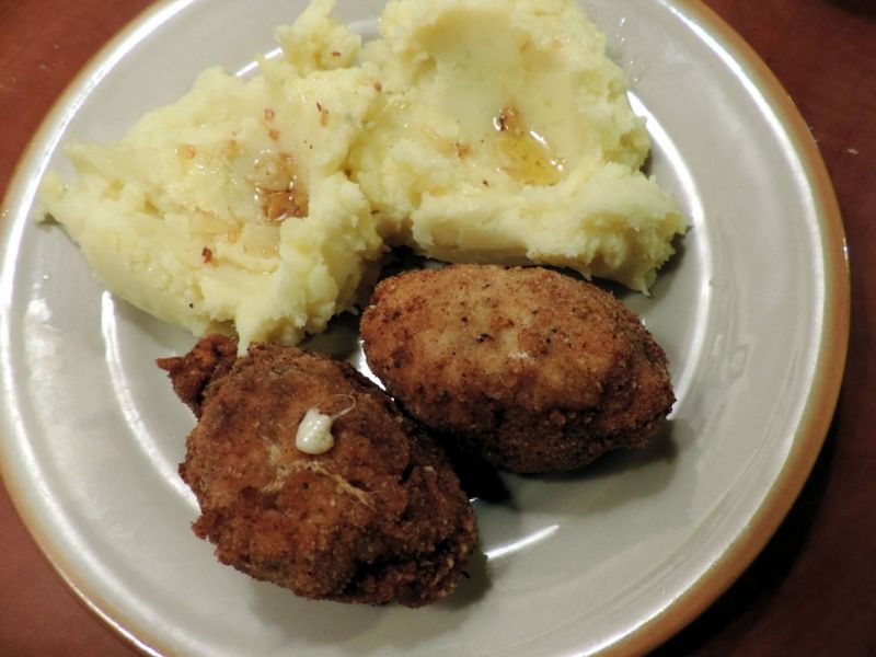 Drobiowe roladki ze szpinakiem i fetą Drobiowe roladki ze szpinakiem i fetą