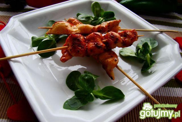 Drobiowe szaszłyki z oregano  Drobiowe szaszłyki z oregano