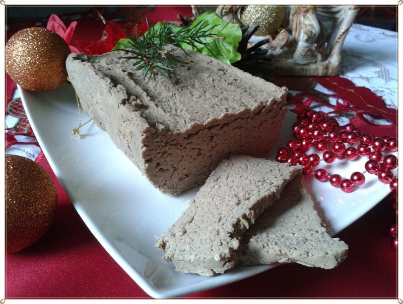 Drobiowy pasztet bez pieczenia