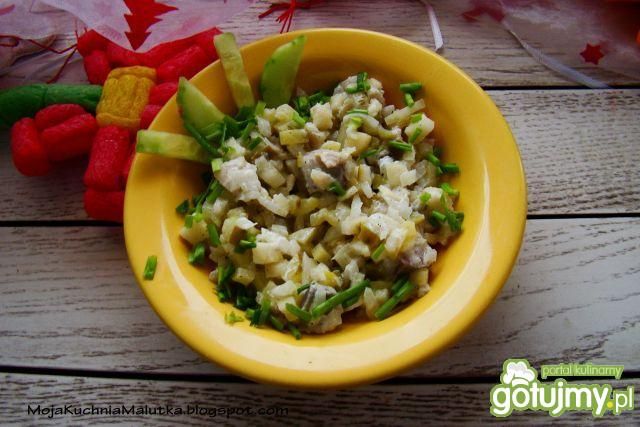 Drobna sałatka śledziowa  Drobna sałatka śledziowa