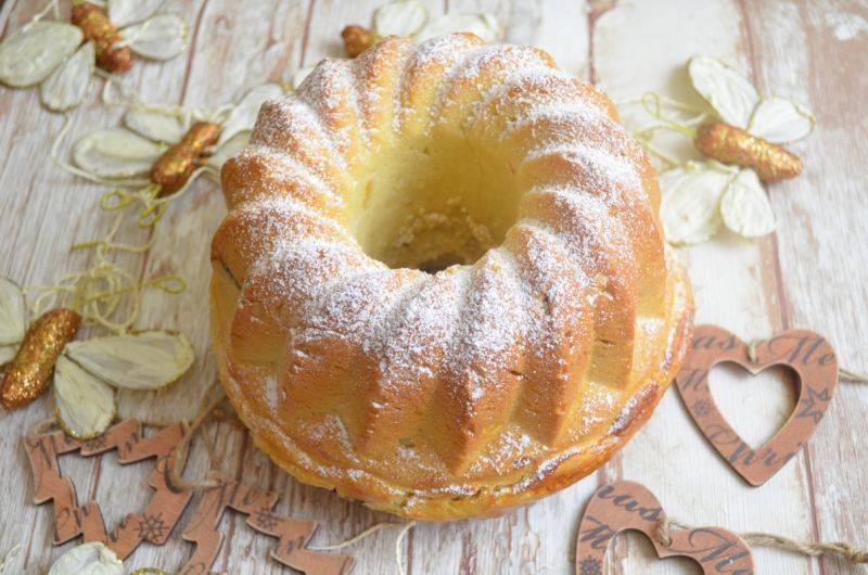 Drożdżowa babka Drożdżowa babka