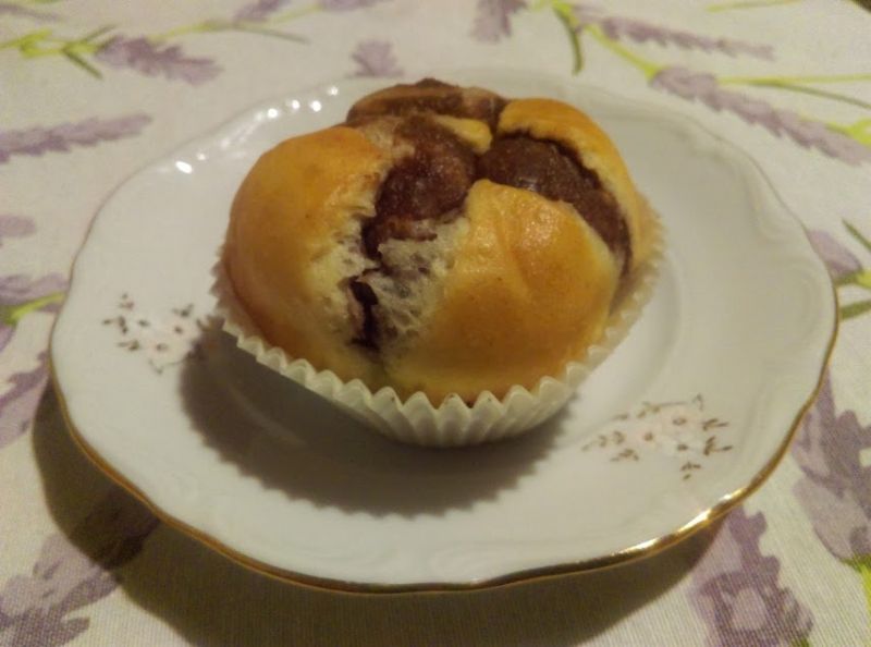 Drożdżowe babeczki z kakao