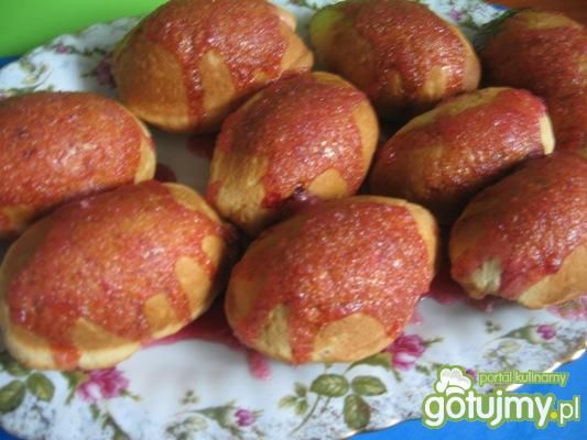 Drożdżowe bułeczki z wiśniami i lukrem Drożdżowe bułeczki z wiśniami i lukrem