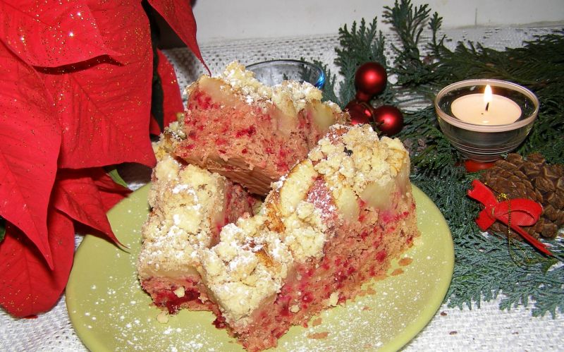 Drożdżowe ciasto z burakiem,fasolą,jabłkami