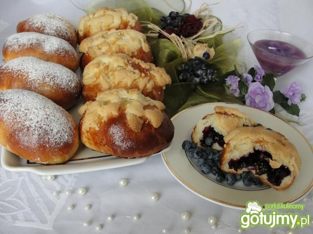 Drożdżowe jagodzianki 3 Drożdżowe jagodzianki 3