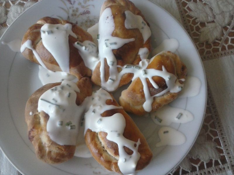 Drożdżowe pierożki  Drożdżowe pierożki