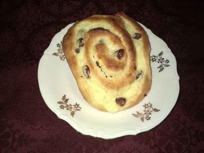 Drożdżowe ślimaczki budyniowo-serowe