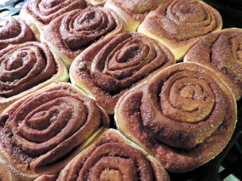 Drożdżowe ślimaczki z cynamonem Drożdżowe ślimaczki z cynamonem