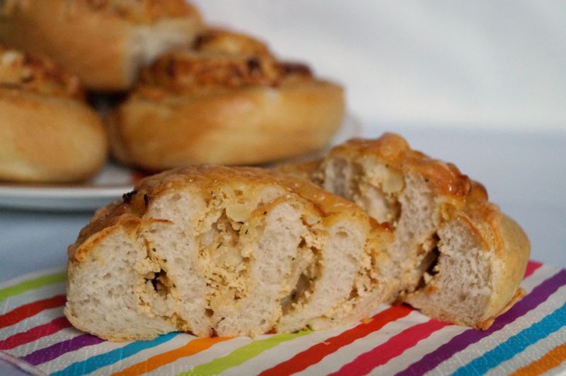 Drożdżowe ślimaki serowe Drożdżowe ślimaki serowe