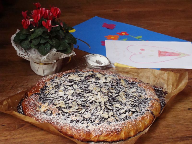 Drożdżowe z jagodami