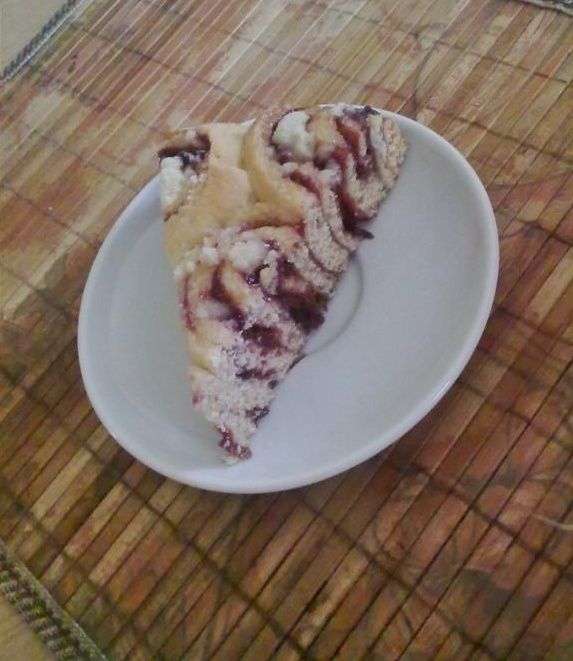 Drożdżowe z powidłami i cynamonem Drożdżowe z powidłami i cynamonem