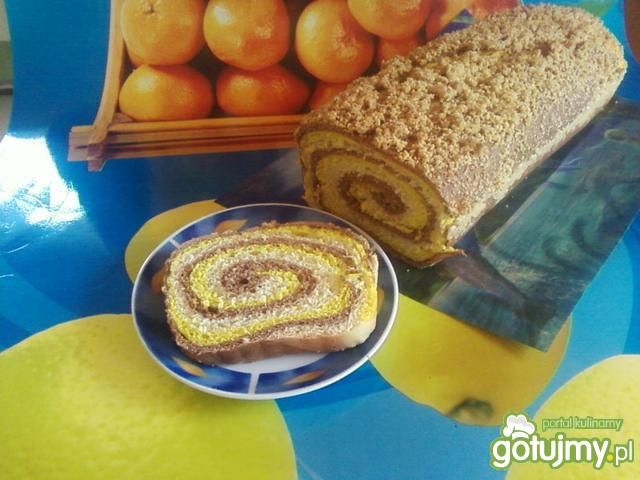 Drożdżówka tricolore.