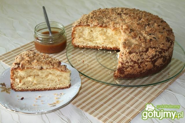 Drożdżówka z kruszonka orzechową Drożdżówka z kruszonka orzechową