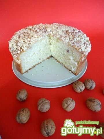Drożdżówka z orzechową kruszonką
