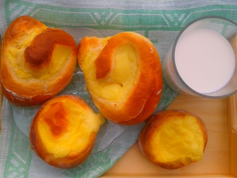 Drożdżówki z budyniem