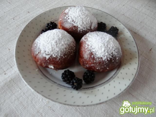 Drożdżówki z jeżynami wg Megg