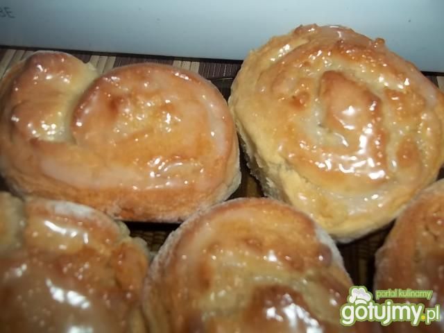 Drożdżówki z kokosem