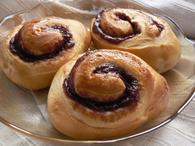 Drożdżówki z marmoladą 