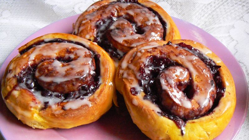 Drożdżówki z powidłami