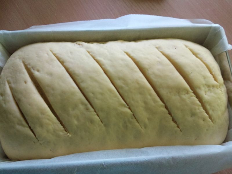 Drożdżowy chleb dyniowy