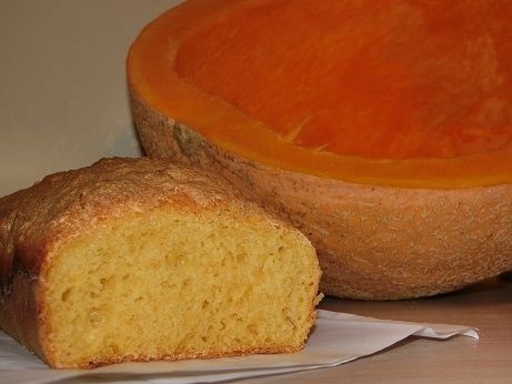 Drożdżowy chleb z dynią