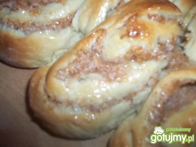 Drożdżowy jabłecznik z kokosem