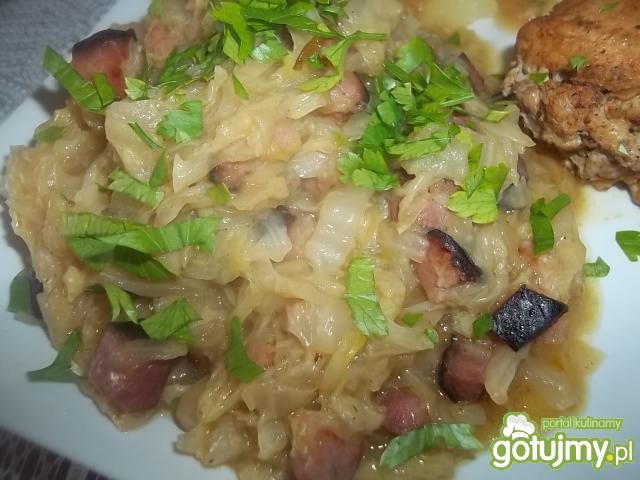 Duszona kapusta z boczkiem