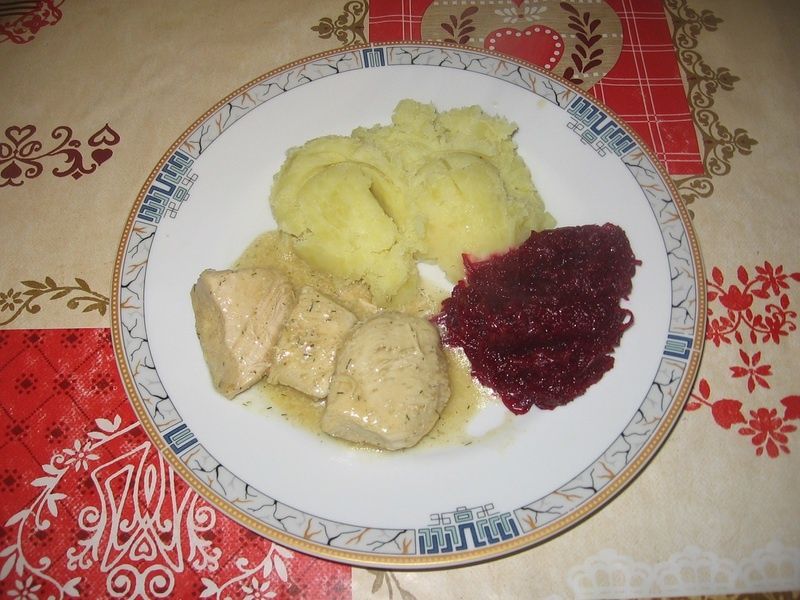 Duszona pierś z kurczaka Duszona pierś z kurczaka