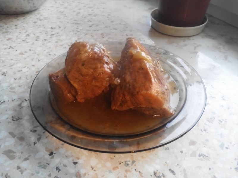 Duszona szynka w sosie