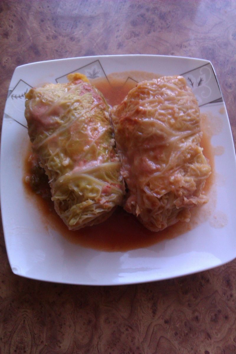 Duszone gołąbki w sosie pomidorowym Duszone gołąbki w sosie pomidorowym