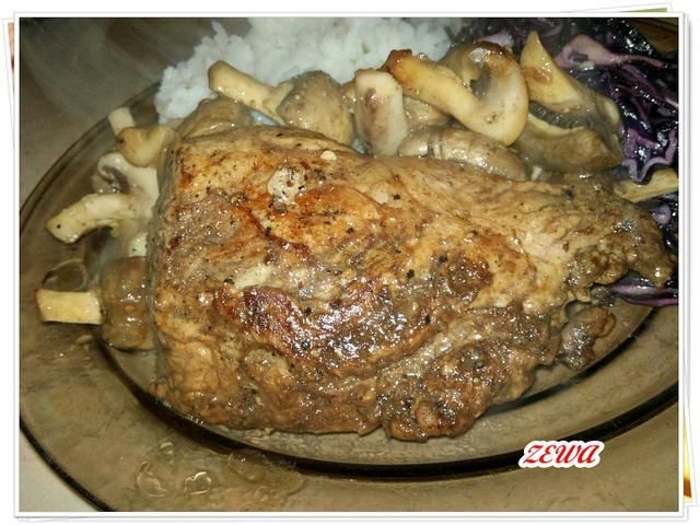 Duszone polędwiczki wieprzowe