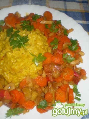 Duszone warzywa z rabarbarem Duszone warzywa z rabarbarem