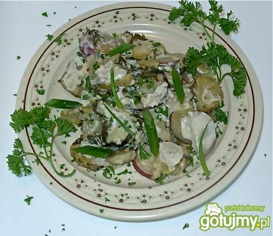 Dwa ziemniaki i karczoch ze szpinakiem Dwa ziemniaki i karczoch ze szpinakiem