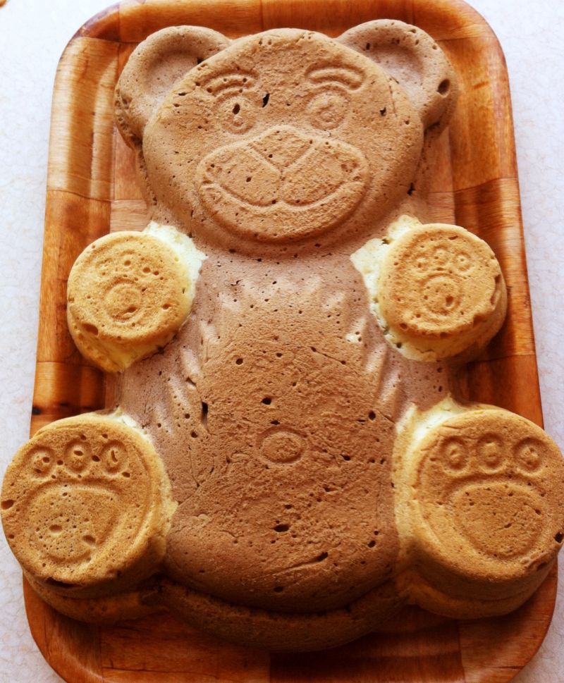 Dwukolorowa babka miś Dwukolorowa babka miś