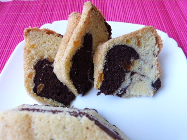 Dwukolorowa babka ze skórką pomarańczową Dwukolorowa babka ze skórką pomarańczową