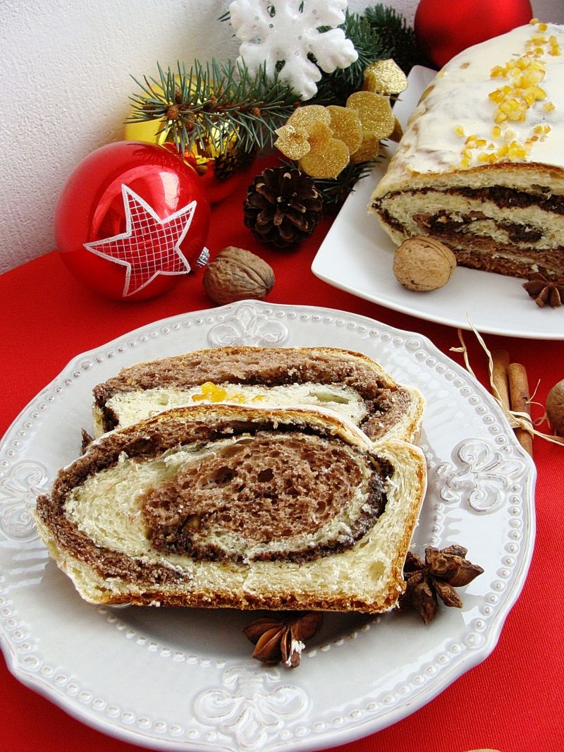 Dwukolorowa strucla świąteczna 
