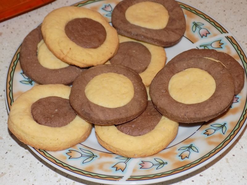 Dwukolorowe ciasteczka Dwukolorowe ciasteczka