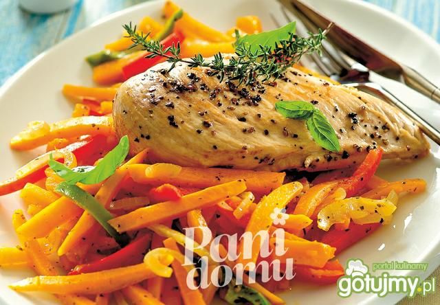 Dynia duszona z kurczakiem 