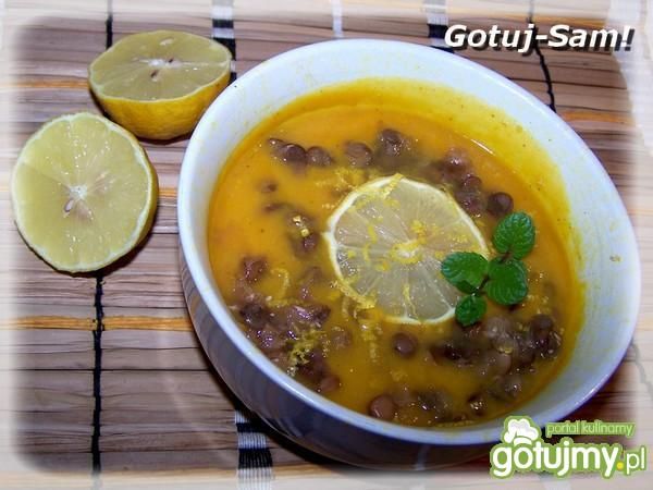 Dyniowa cytrynowa z soczewicą