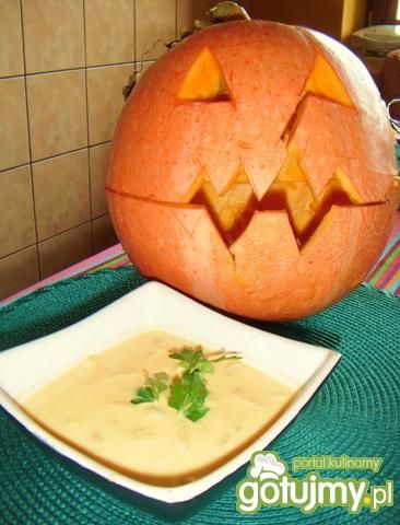 Dyniowa z zacierkami Dyniowa z zacierkami