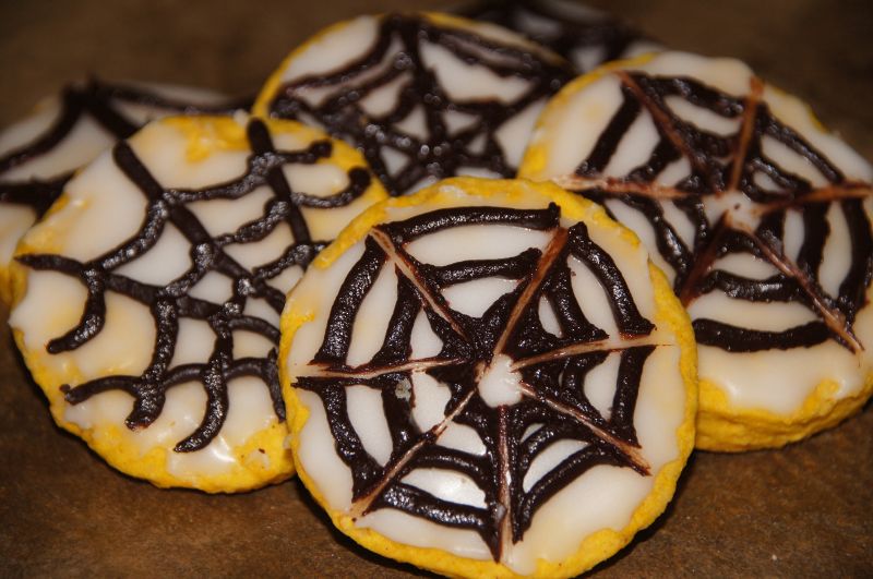 Dyniowe ciasteczka z pajęczyną