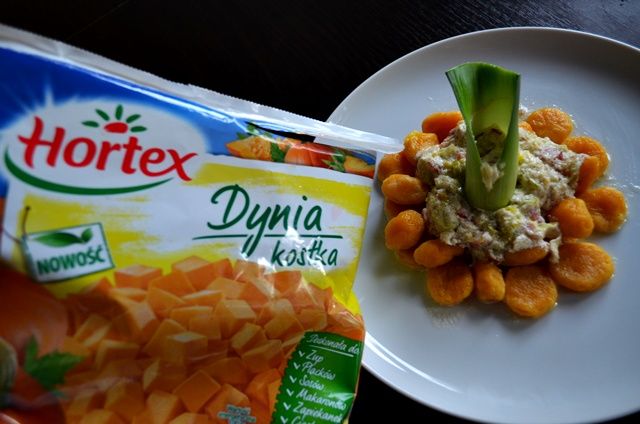 Dyniowe kluseczki z sosem camembert z pieprzem