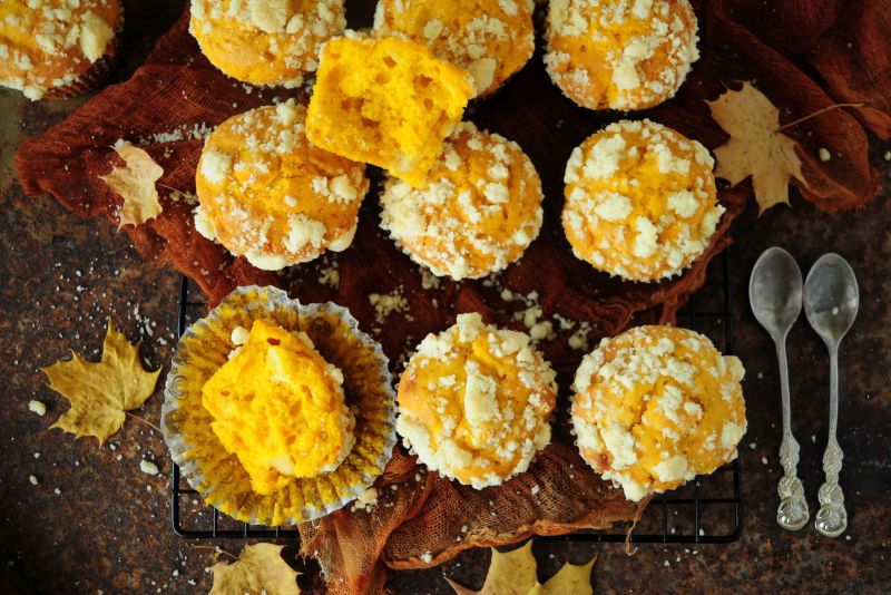 Dyniowe muffinki z jabłkami i kruszonką Dyniowe muffinki z jabłkami i kruszonką