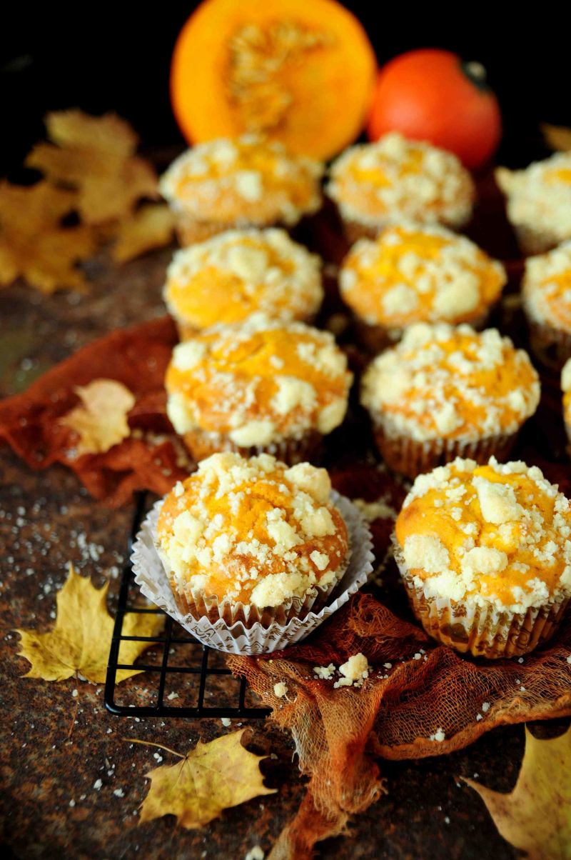 Dyniowe muffinki z jabłkami i kruszonką Dyniowe muffinki z jabłkami i kruszonką